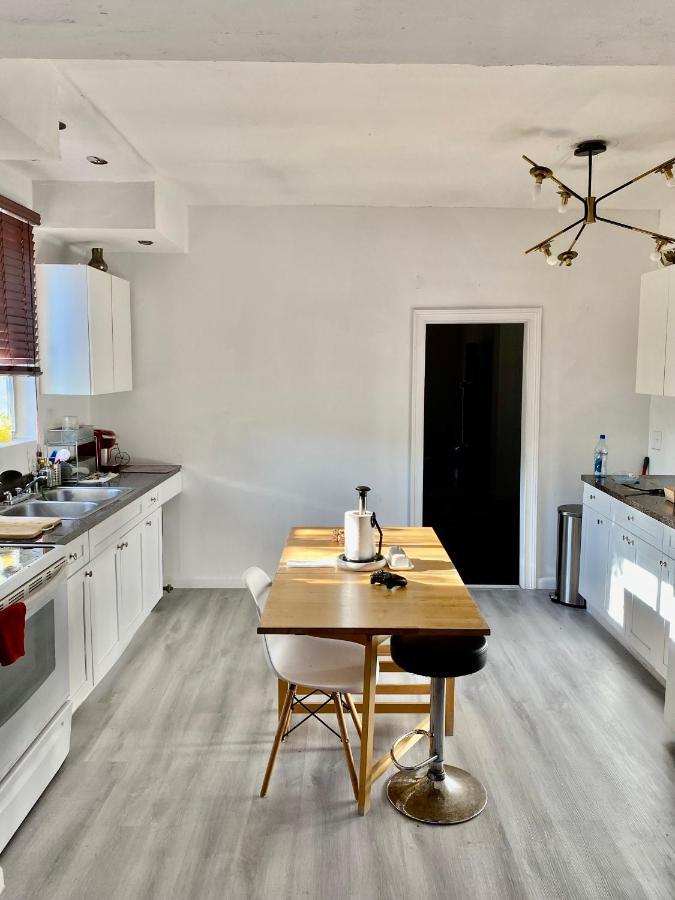 Cool & Cozy Homestay Маямі Екстер'єр фото