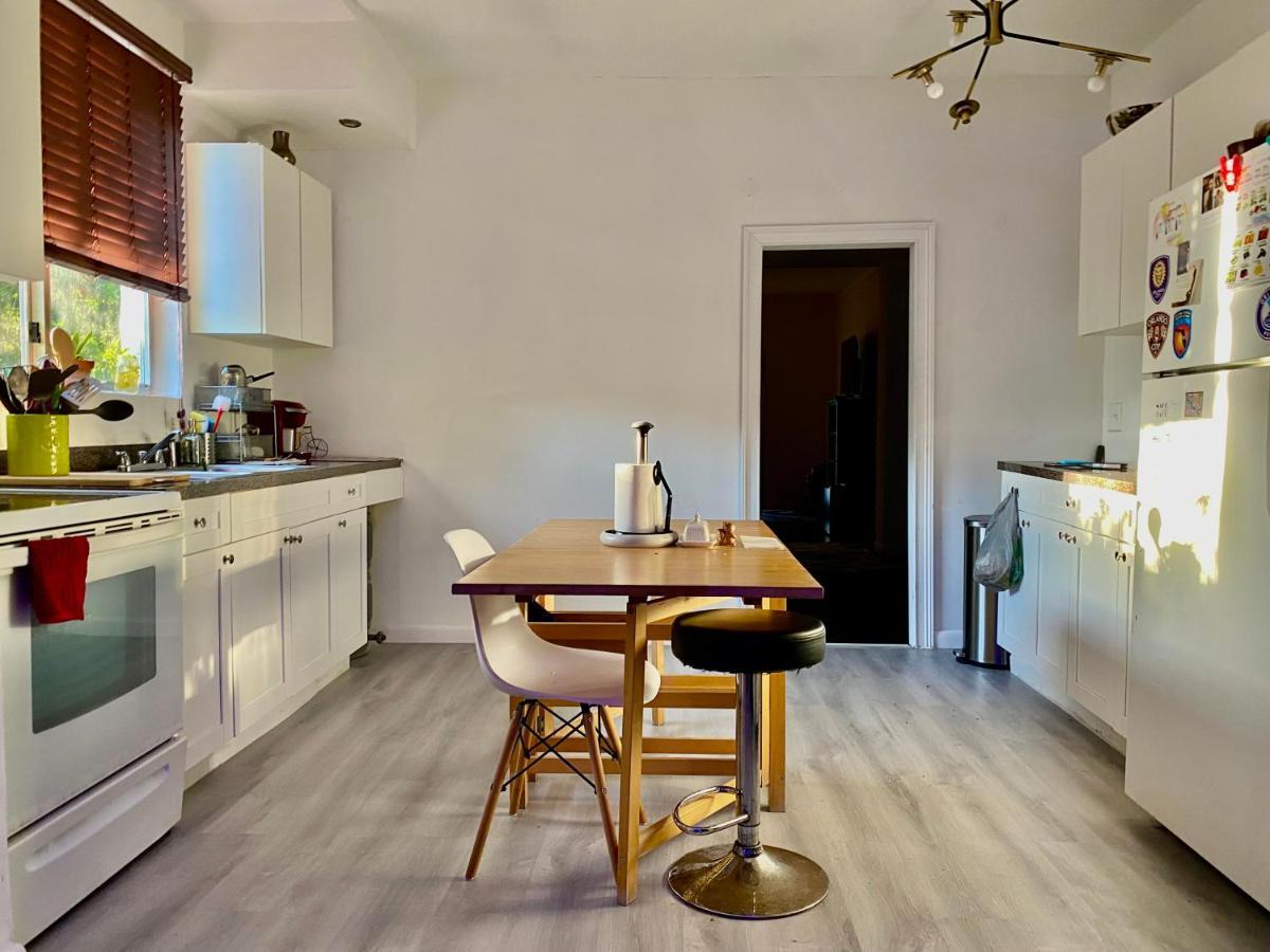 Cool & Cozy Homestay Маямі Екстер'єр фото
